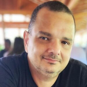 d7e97e4780a1c1d7f18cb666002d5be5 300x300 1